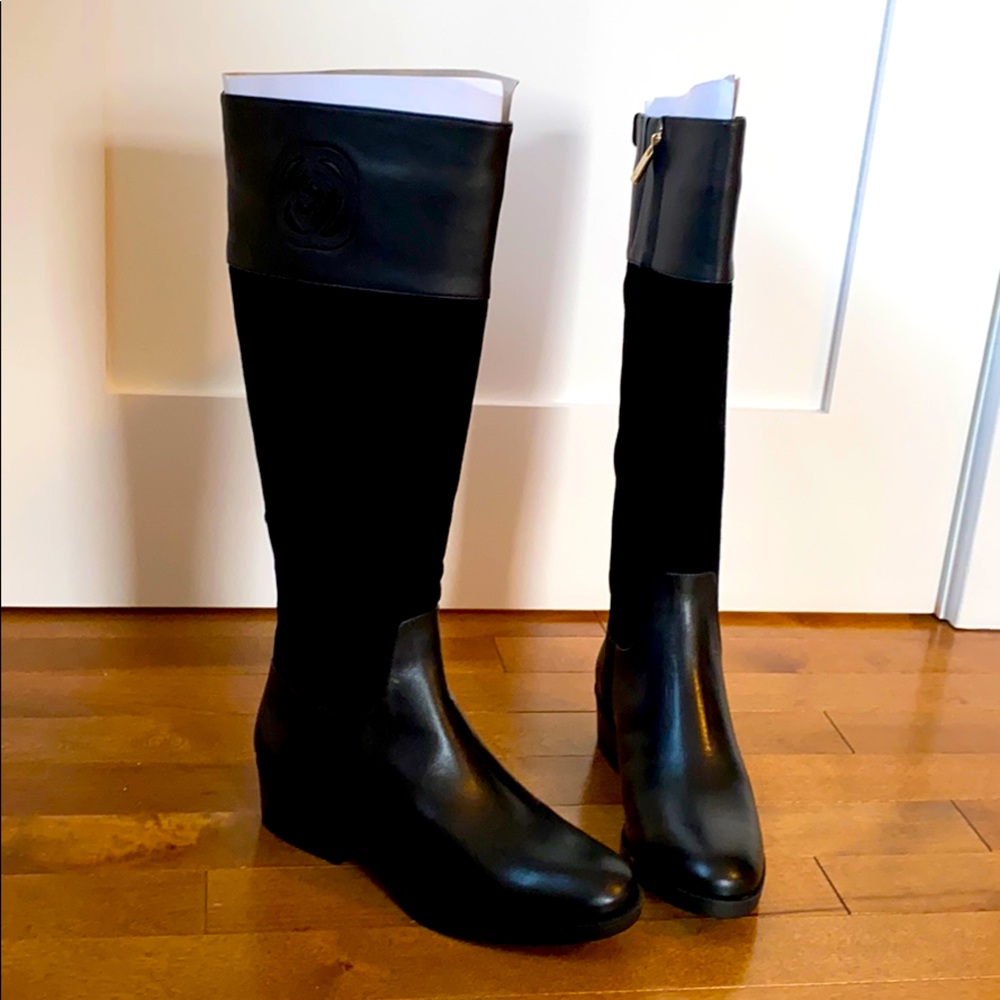 Taryn Rose Women’s Black Boots